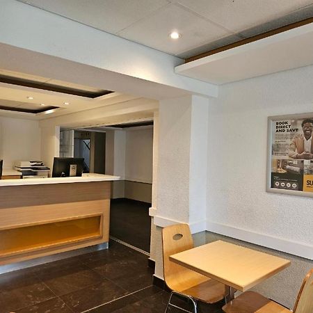 Sun1 O.R.Tambo Hotel Joanesburgo Exterior foto