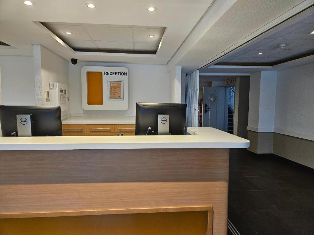 Sun1 O.R.Tambo Hotel Joanesburgo Exterior foto
